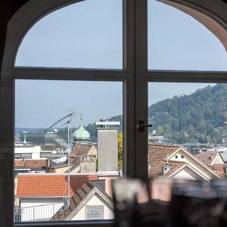 Grosse Dachgeschosswohnung Im Herzen Von * Brégence