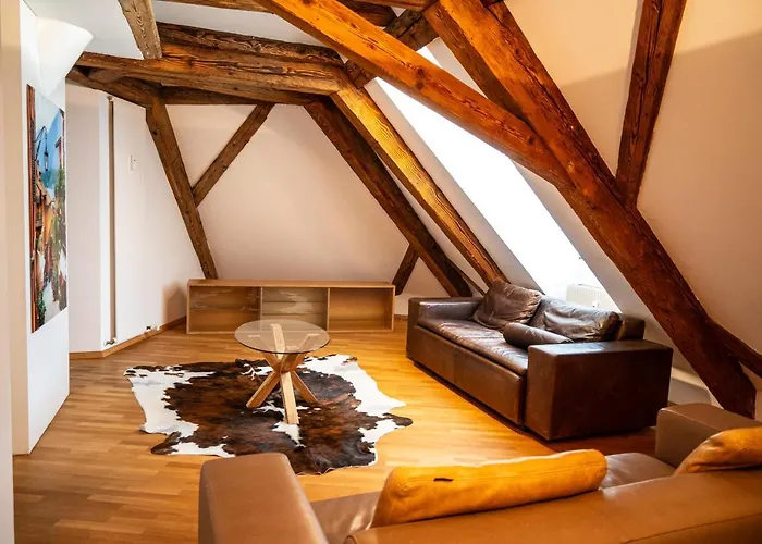 Grosse Dachgeschosswohnung Im Herzen Von *