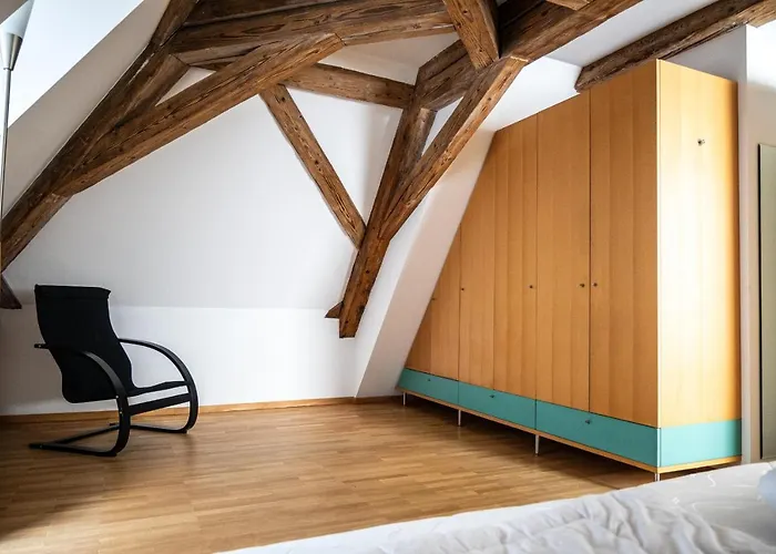 Grosse Dachgeschosswohnung Im Herzen Von Apartman Bregenz